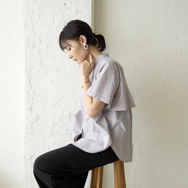 半袖ブラウス大人の夏のきれいめコーデ